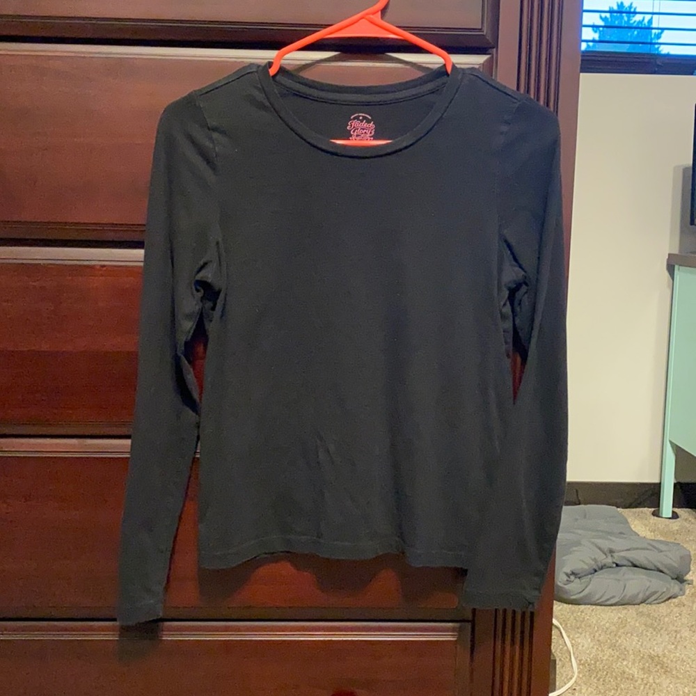 Black Long Sleeve Tee